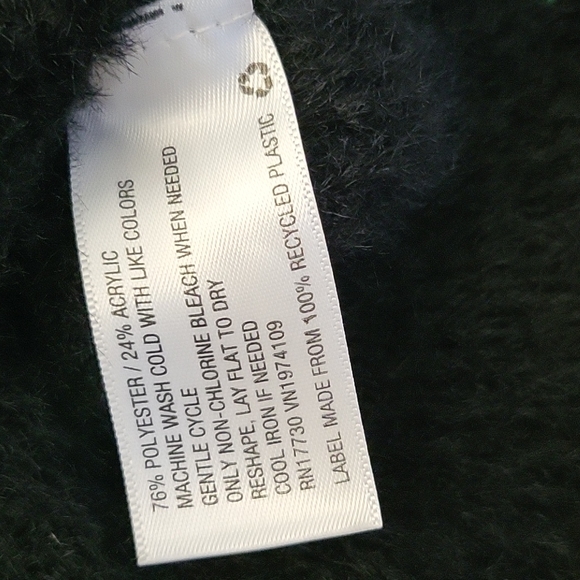 Half Top - Picture 4 of 4